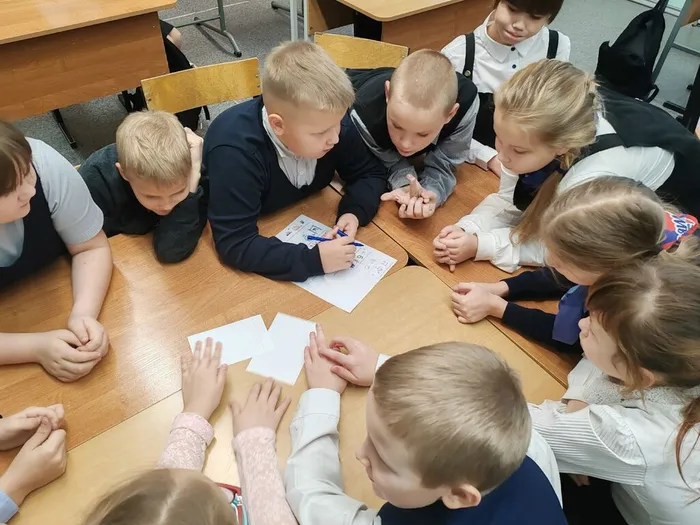 bTfdAEmp5pZMS6fc5_ppqUCoGkfNH2ZtCNWf3MeGLUAGlXikvFfp1-YYwWnZVxkzASlSXaeKZOm3_QS-lNR4sb-s (1)