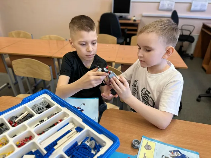 2BRbl0RuhCmyJbODXv76-zToZCSW_3b5jNnfob63Eqt-BES8UeMoVA4Gkc3IMZAt1SqS-EV5IuRauUv1MUWFs37o