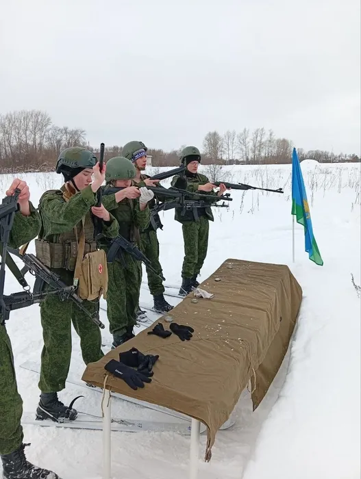 oL3cW-Dwt5N_LsKn5CYJrWg_bImEgoJwTTqGT-FtXF1edNHYBLN8q9WdCdLp900omaIAbqywPRlgwckC59ihEBMr