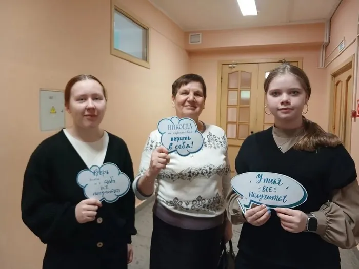 R2h-C1Ek8tToUh27GH5clZoWi3jgKsWuwRnM4xm_y3iJN1J7C5AwdPfVH4OemqO3r2Mc4RC_eM8FMc1lA7x55zvI