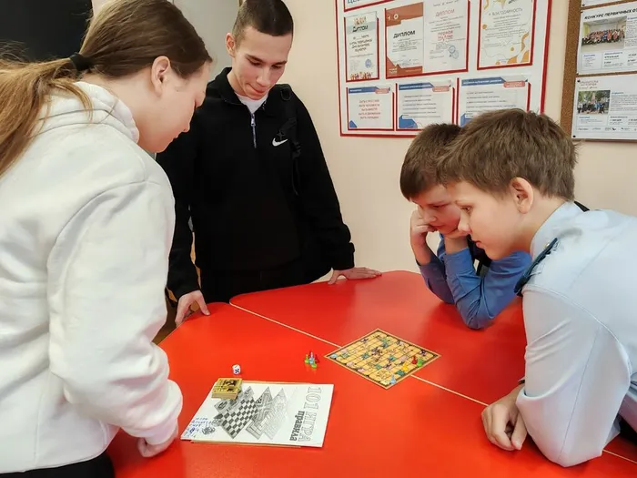 a2-Rk5Cxndd_DayUokqcgam4-3OJa1nkjKgNGtPK0papvciVfI7GW9wn5QRK8nFUyFaaqs1Pwbd2x2I2CtTpGq5r